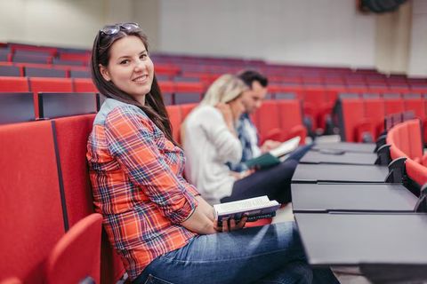 University Lecture Hall Furniture: Comprehensive Guide to Layout, Seating, and Design