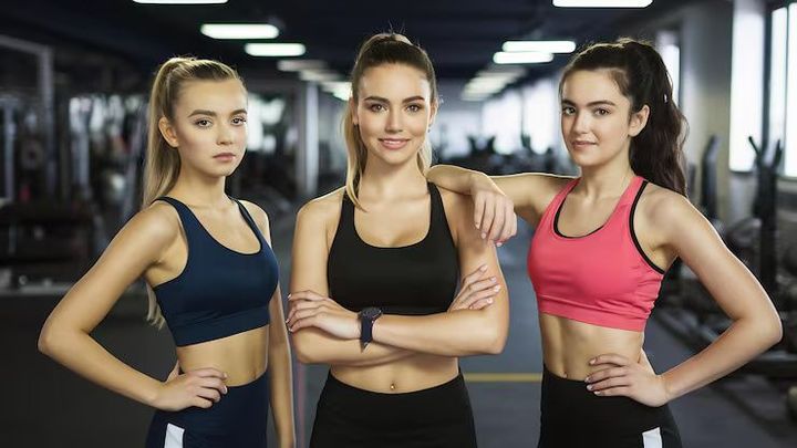 Athletic Clothes for Women Guide to Understanding Materials Fit and Performance Features